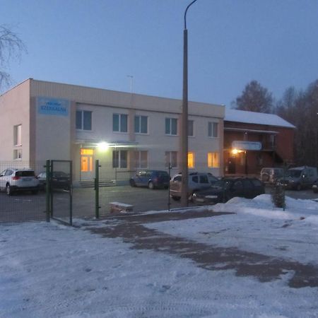 Viesu Maja Ezerkalns Otel Krāslava Dış mekan fotoğraf