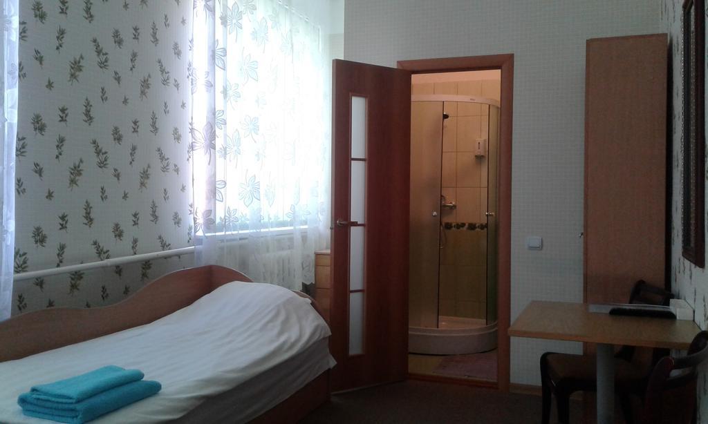 Viesu Maja Ezerkalns Otel Krāslava Dış mekan fotoğraf