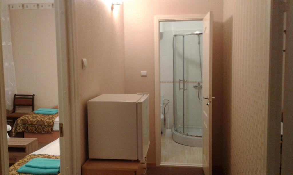 Viesu Maja Ezerkalns Otel Krāslava Dış mekan fotoğraf